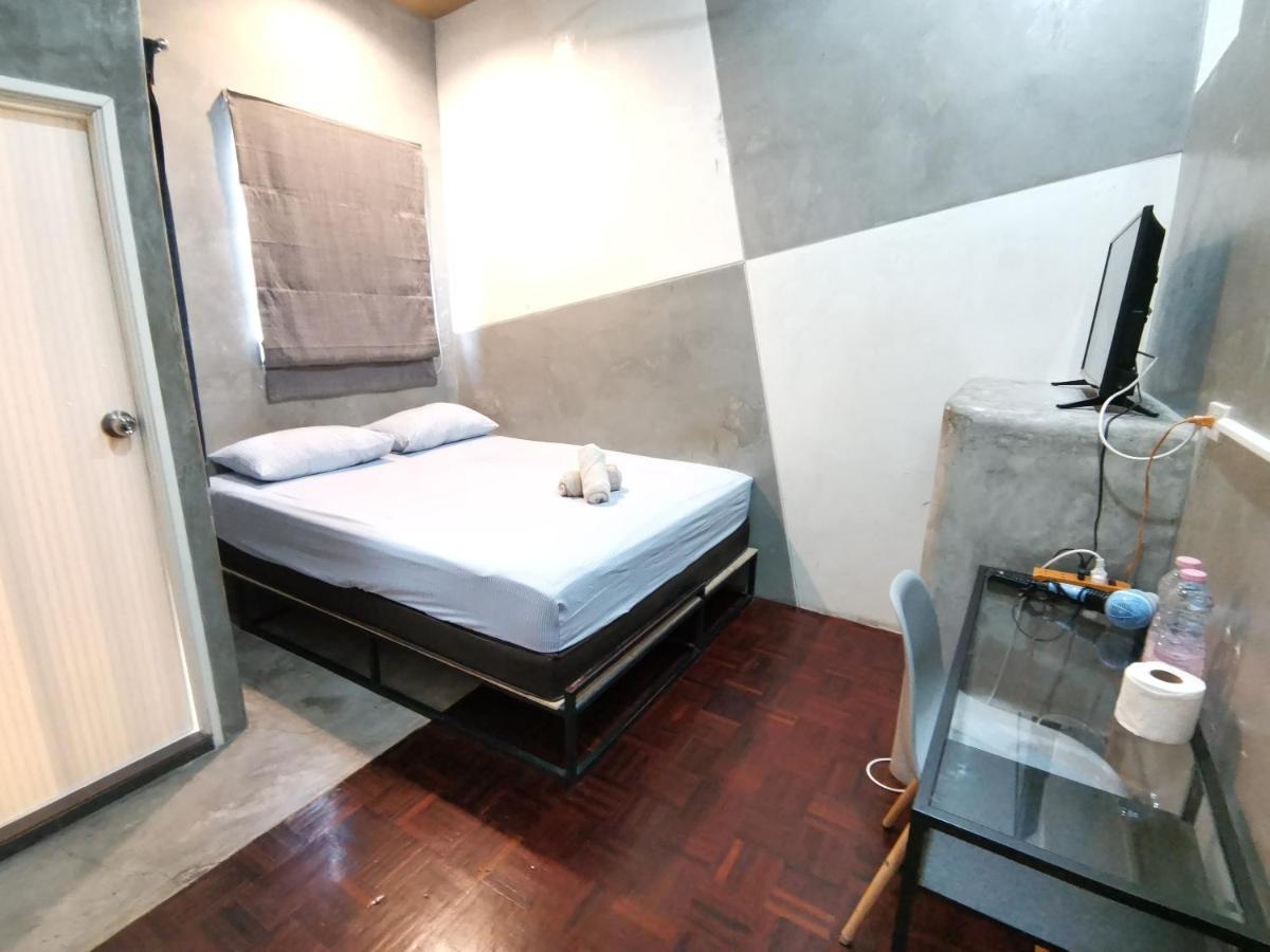 Hive 28 Apart otel Bangkok Dış mekan fotoğraf